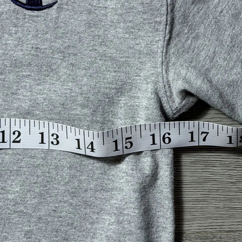 Champion Authentic Gray Embroidered Logo T Shirt Mens Small VTG Streetwear - Picture 7 of 7